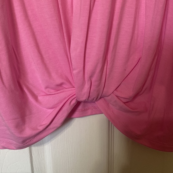 Time and Tru women’s short sleeve twist top with flutter sleeves; size: XXXL(22) - Picture 4 of 4